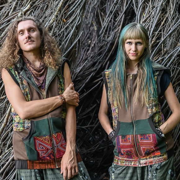 MAYKUNA VEST - Picture 1 of 3